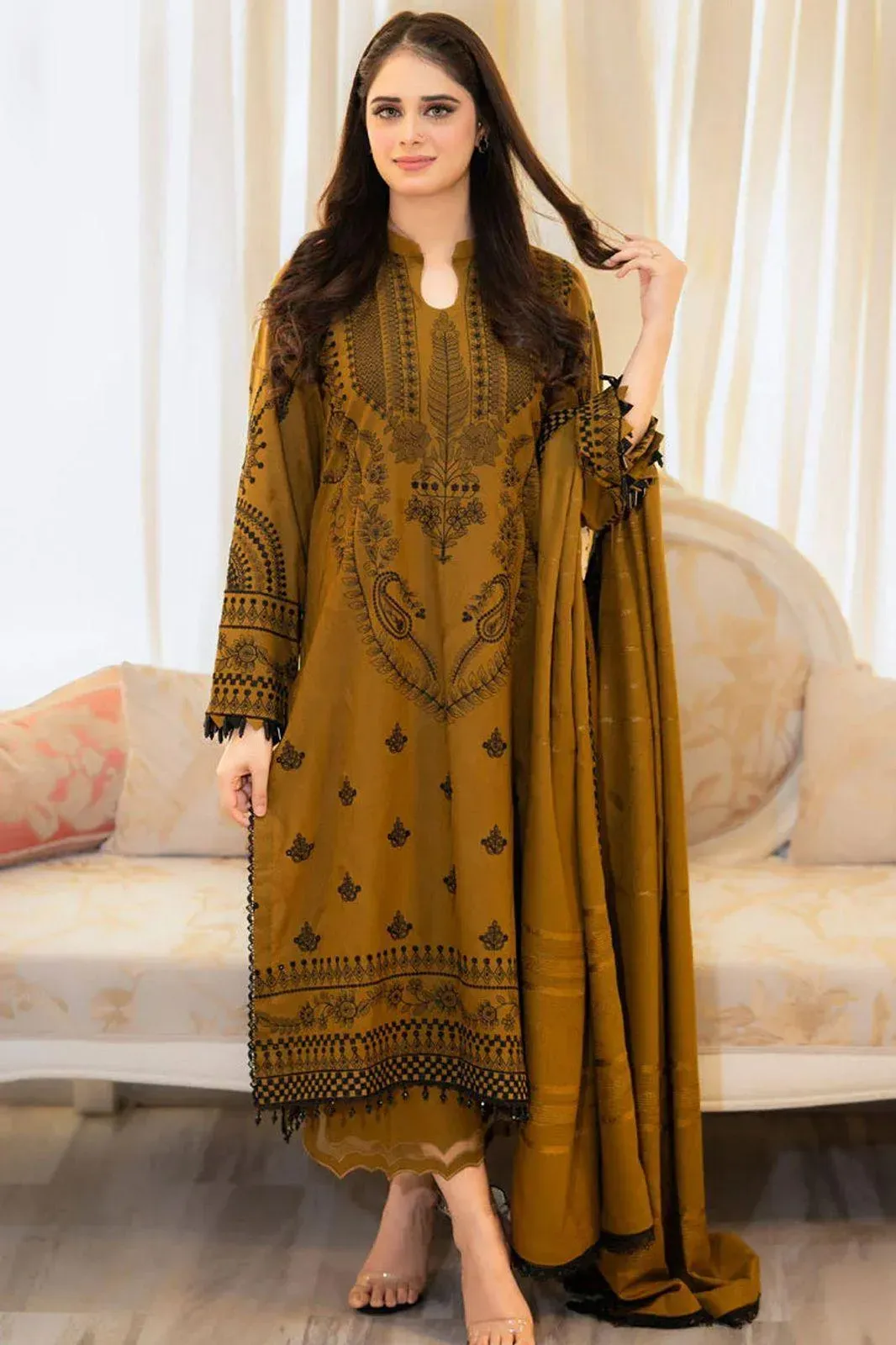 Golden Embroidered Lawn 3Pcs Women Suit Set