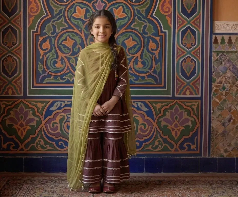 Girls Arabic Lawn Embroidered Kurta Set Brown 5-12Y