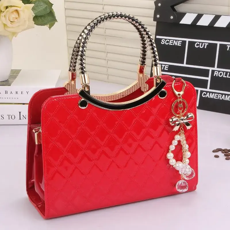 White Women's Crossbody Bag with Pearl Tassel